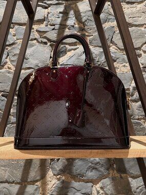 Louis Vuitton Amarante Monogram Vernis Alma GM Bag